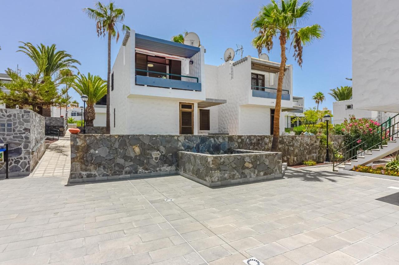Apartment Apart America - 150 Meters From The Beach, Free Wi-Fi Arona  Esterno foto