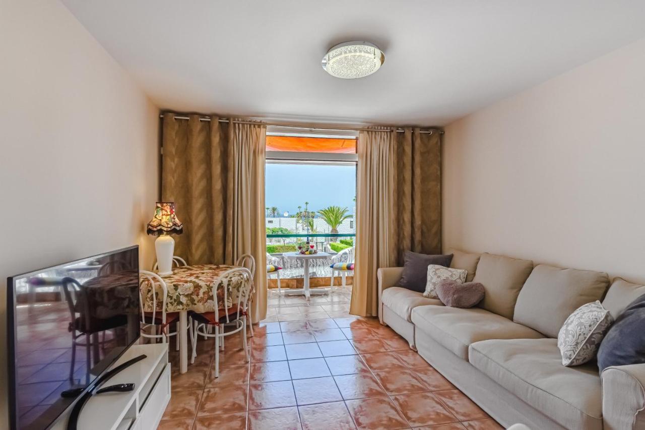 Apartment Apart America - 150 Meters From The Beach, Free Wi-Fi Arona  Esterno foto