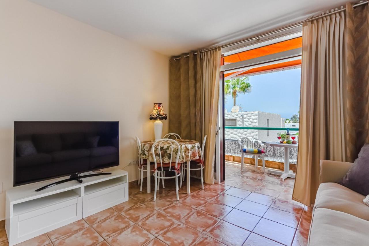 Apartment Apart America - 150 Meters From The Beach, Free Wi-Fi Arona  Esterno foto